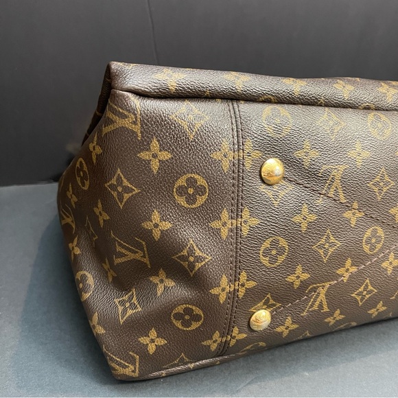 SOLD🚨🚨🚨VGUC Vuitton Artsy Monogram MM - Picture 7 of 16